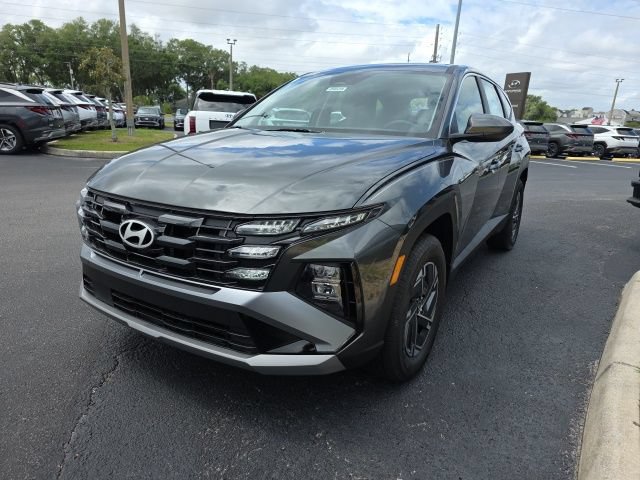 New 2026 Hyundai Tucson Blue SE AWD/4WD image 2