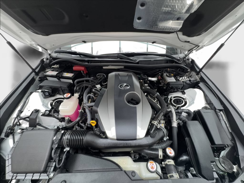 Used 2023 Lexus IS 300 w/ Comfort Package RWD image 18