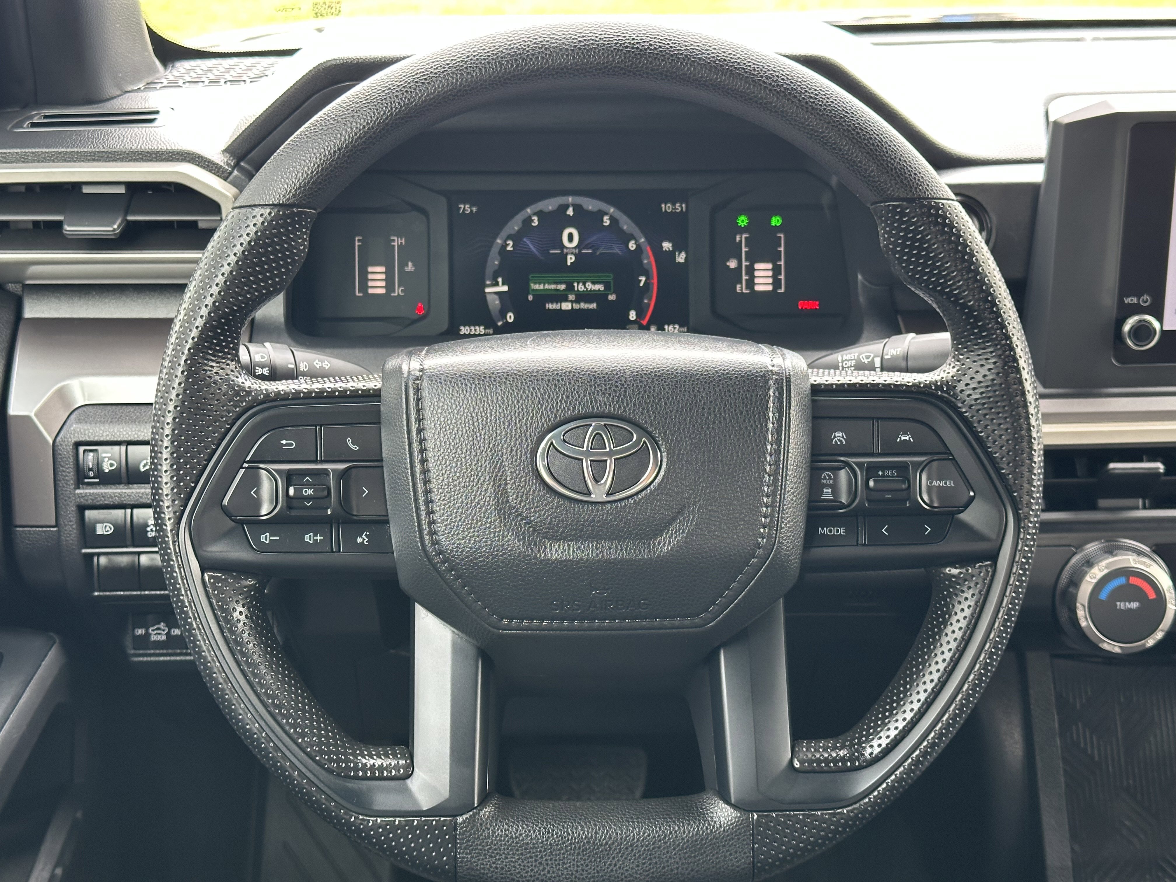 Used 2024 Toyota Tacoma SR5 image 39