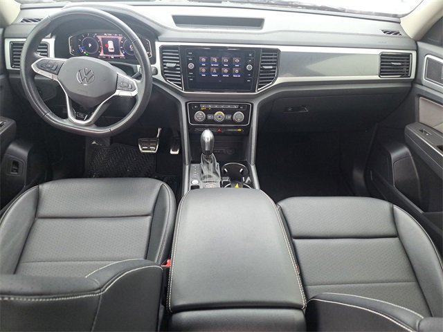 Used 2023 Volkswagen Atlas SEL R-Line image 7