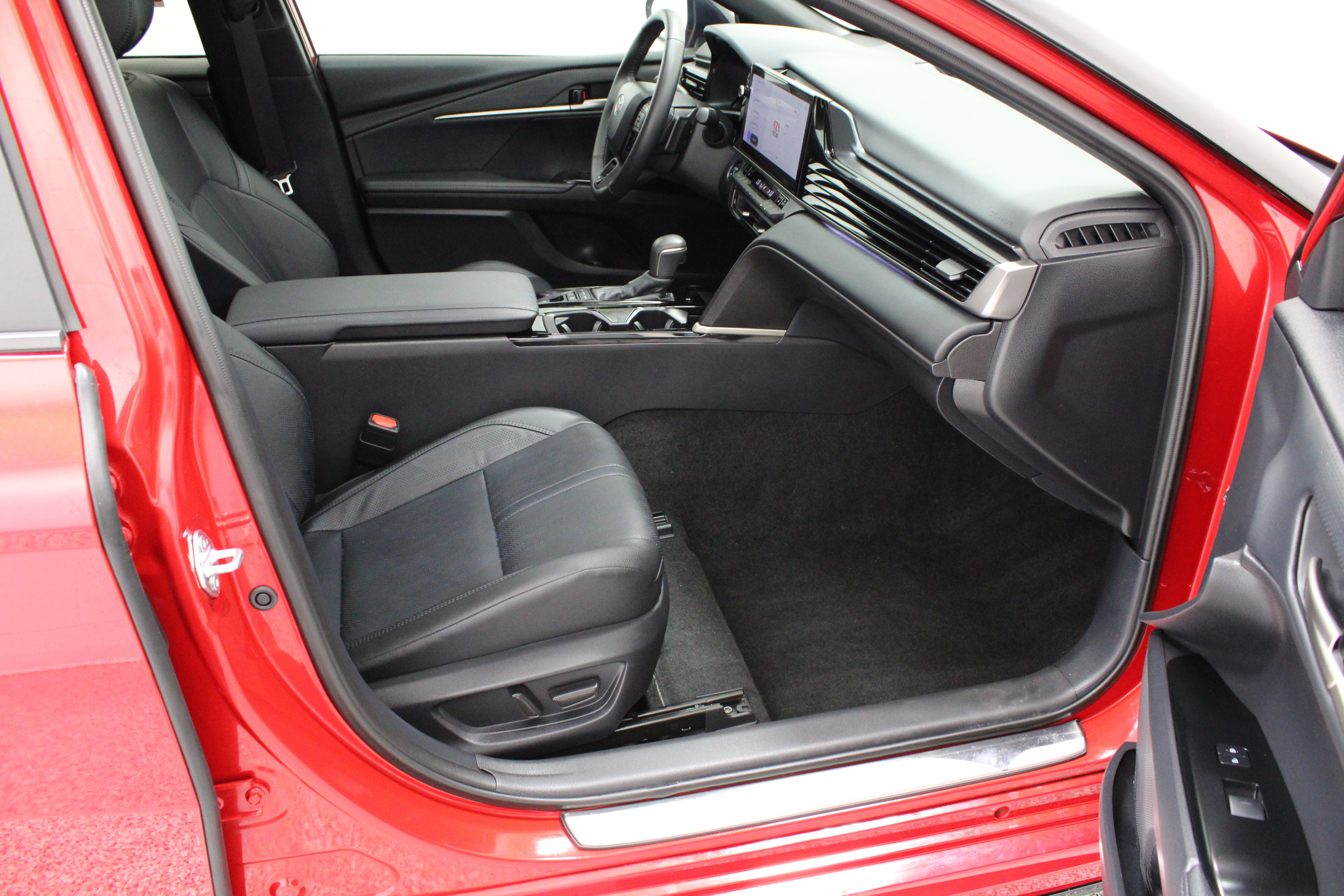 Certified 2026 Toyota Camry XSE FWD image 38