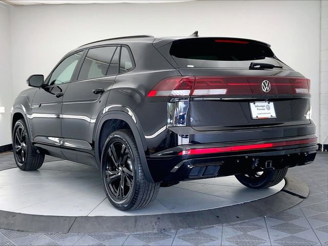 New 2026 Volkswagen Atlas Cross Sport SEL R-Line AWD/4WD image 2