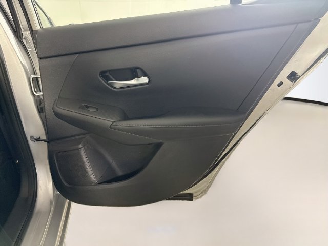Used 2020 Nissan Sentra SV FWD image 27