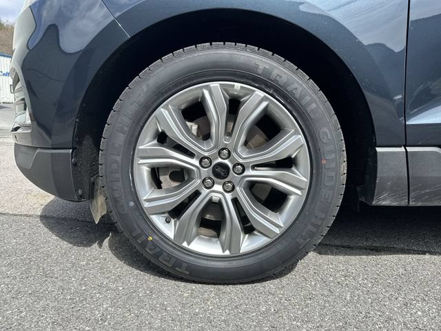 Used 2024 Ford Edge Titanium AWD/4WD image 20
