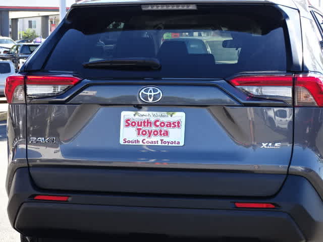 Used 2024 Toyota RAV4 XLE FWD image 15
