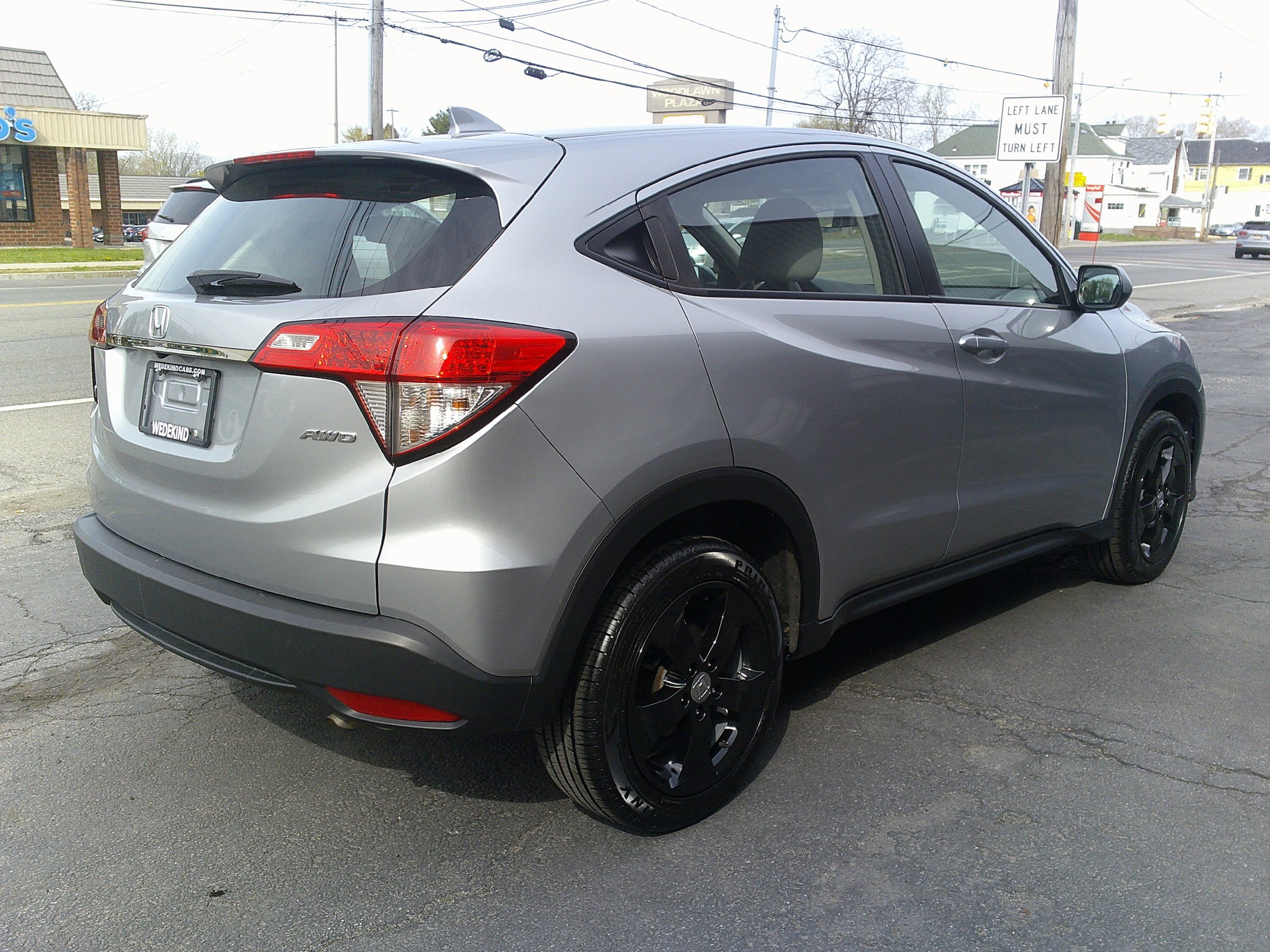Used 2019 Honda HR-V LX image 5
