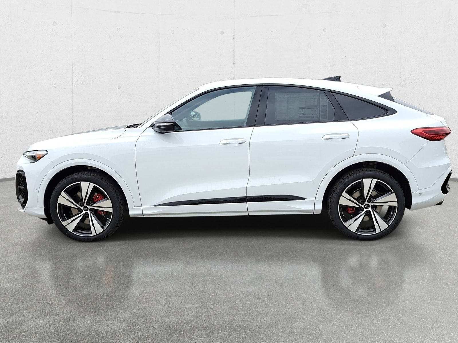 New 2026 Audi SQ5 Premium Plus AWD/4WD image 8