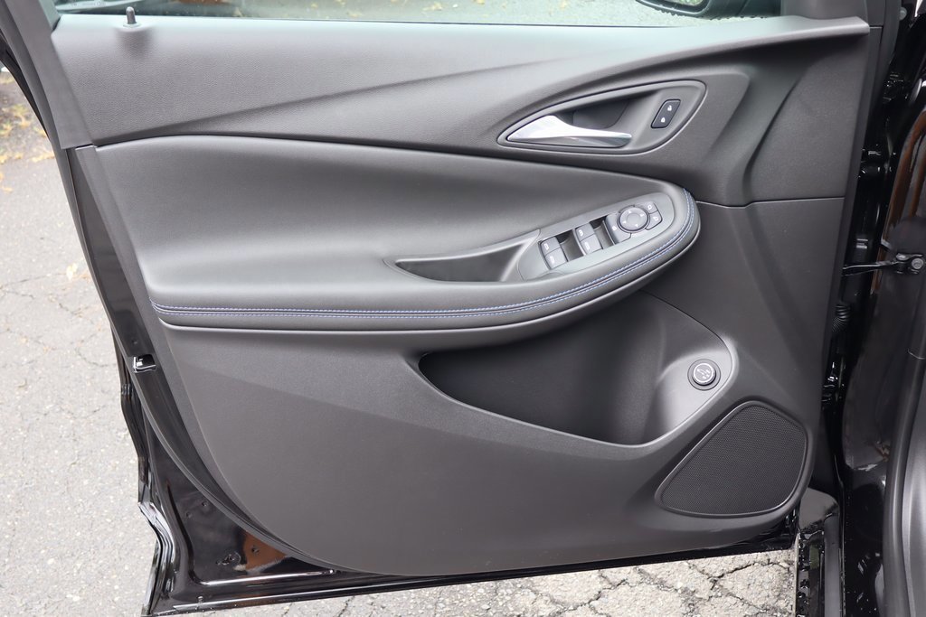 New 2026 Buick Encore GX Sport Touring w/ Comfort Package image 9