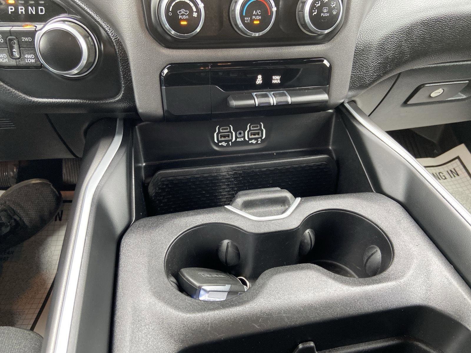 Used 2022 RAM 1500 Big Horn AWD/4WD image 24