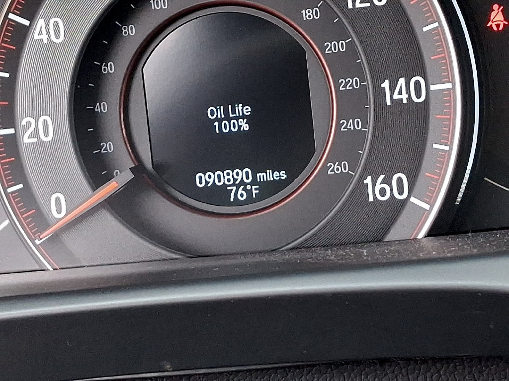 Used 2016 Honda Accord Sport image 19