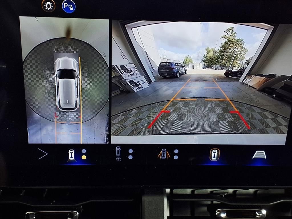 New 2026 Chevrolet Equinox RS w/ Convenience Package III image 9