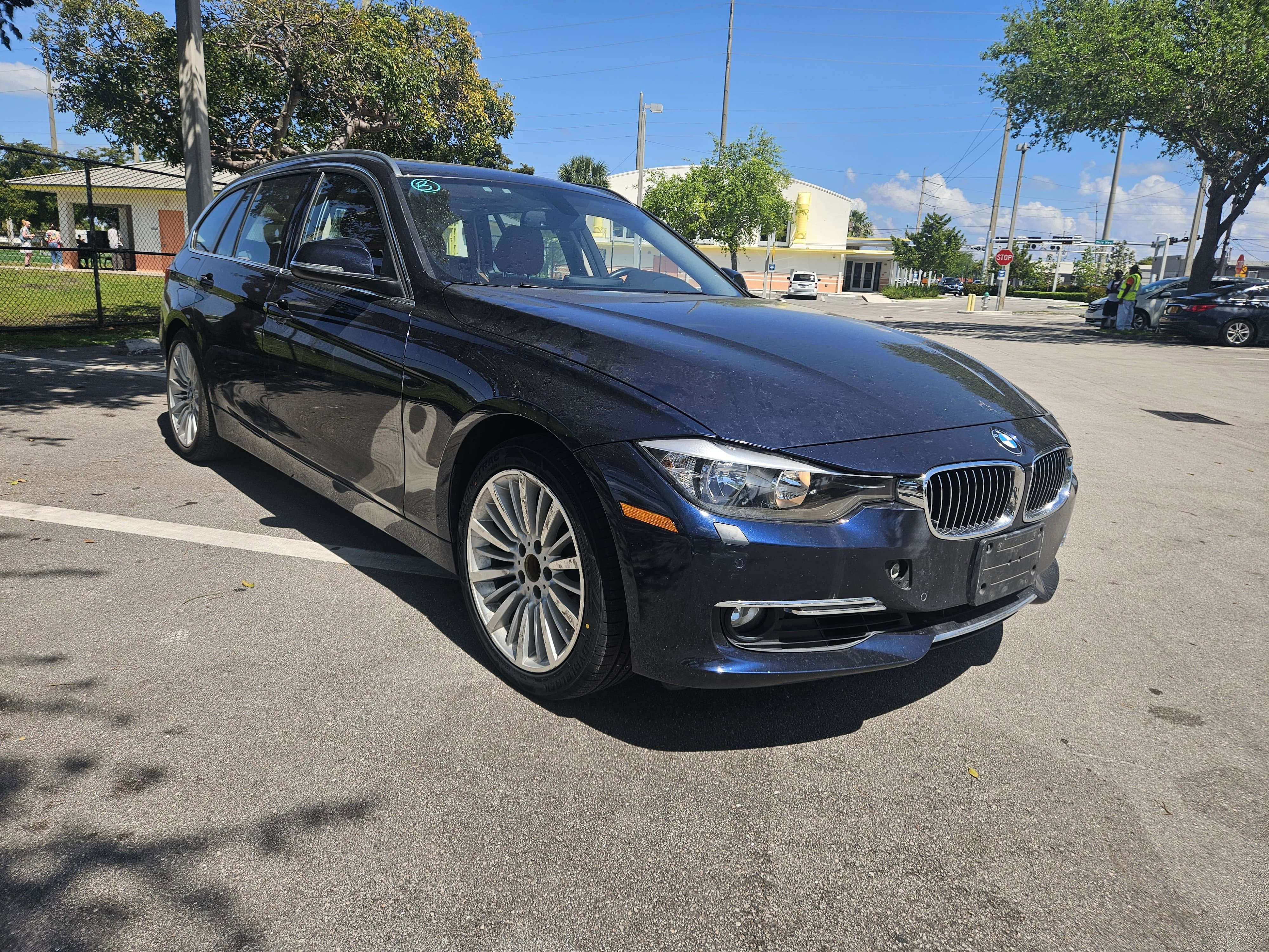 Used 2015 BMW 328i xDrive Wagon image 19