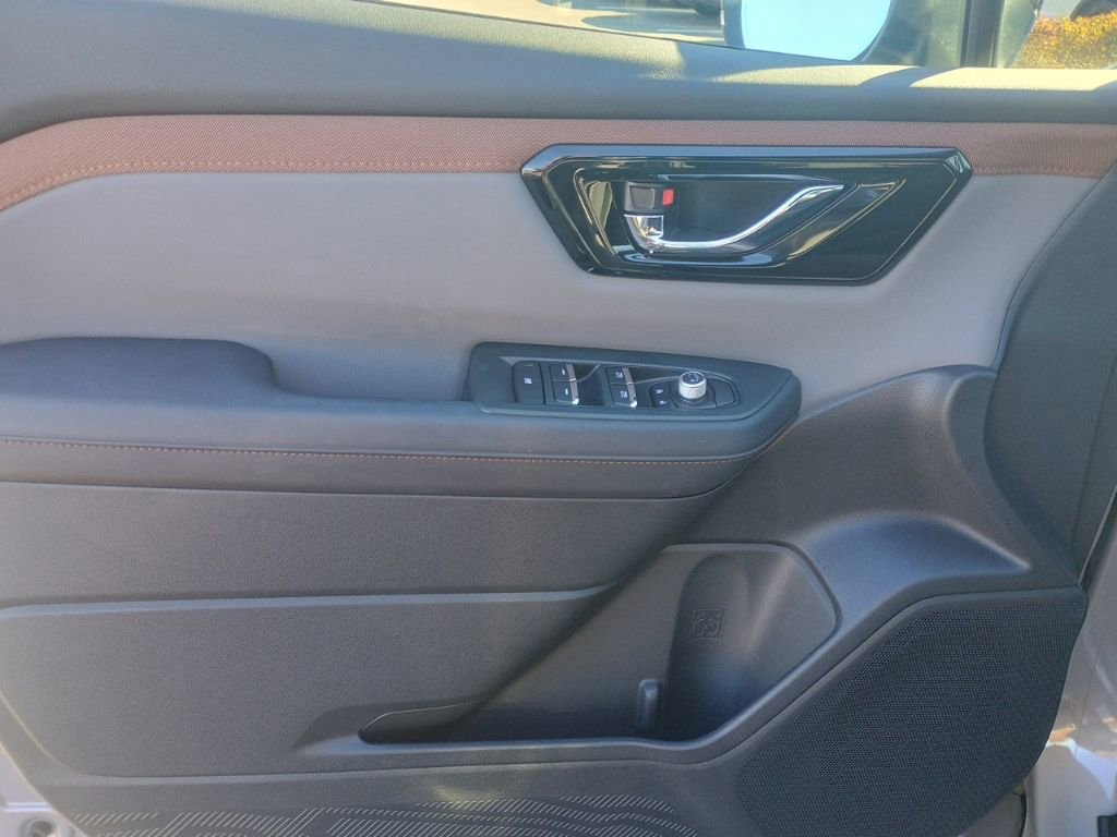 Certified 2025 Subaru Forester Sport w/ Popular Package image 8