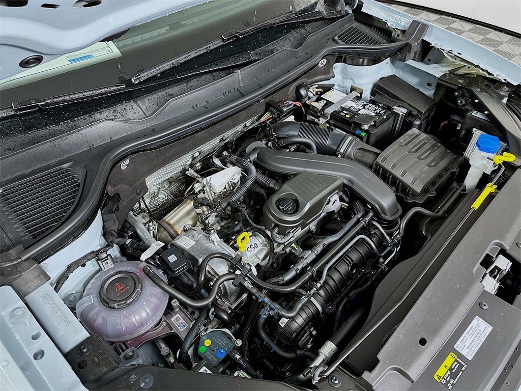 New 2025 Volkswagen Taos SE image 26