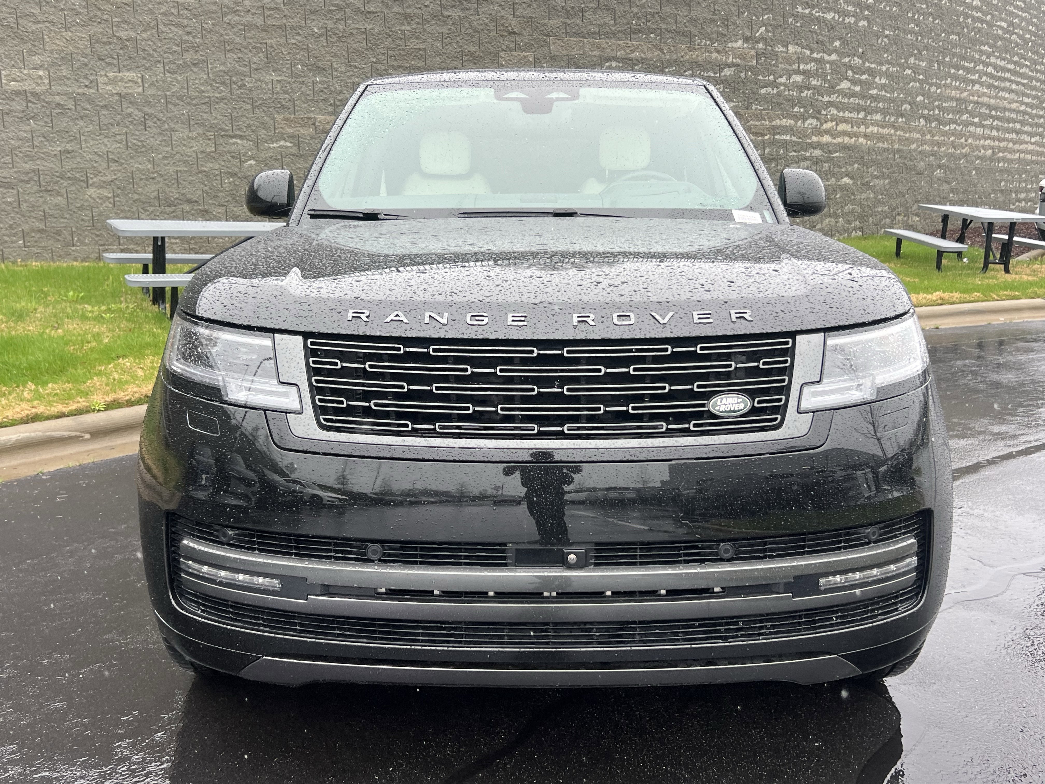 Certified 2025 Land Rover Range Rover Long Wheelbase SE image 10