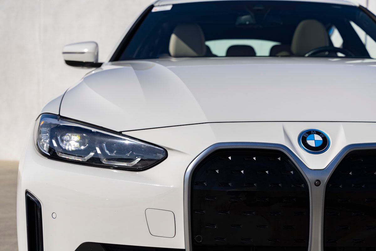 Certified 2023 BMW i4 eDrive35 w/ Premium Package image 9