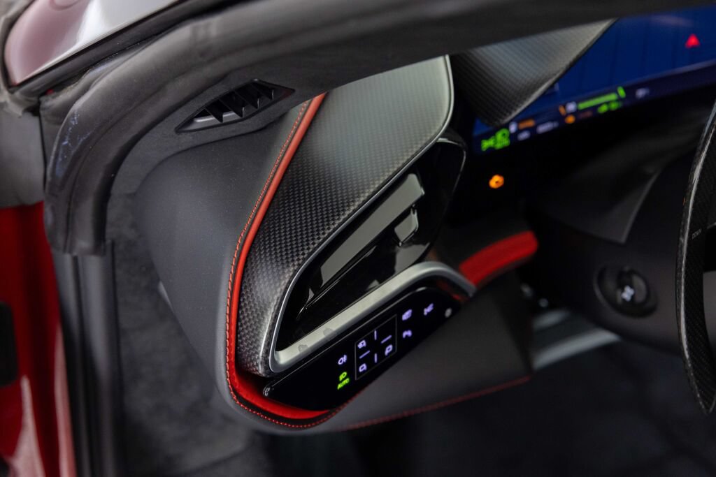 Used 2023 Ferrari 296 GTB RWD image 35
