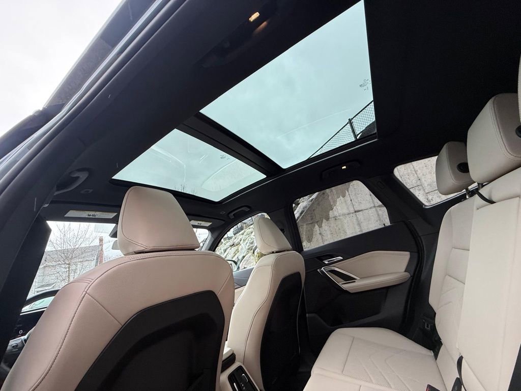 Used 2023 BMW X1 xDrive28i w/ Convenience Package AWD/4WD image 18