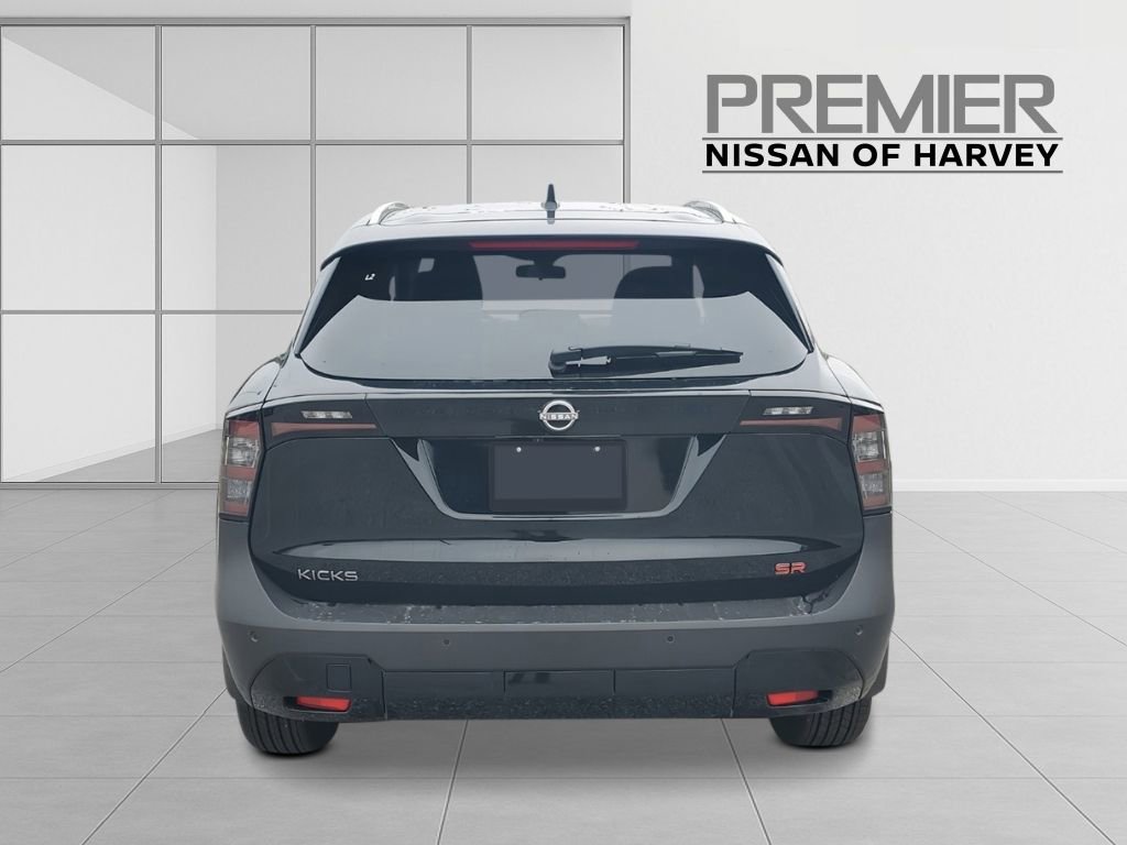 New 2026 Nissan Kicks SR FWD image 3