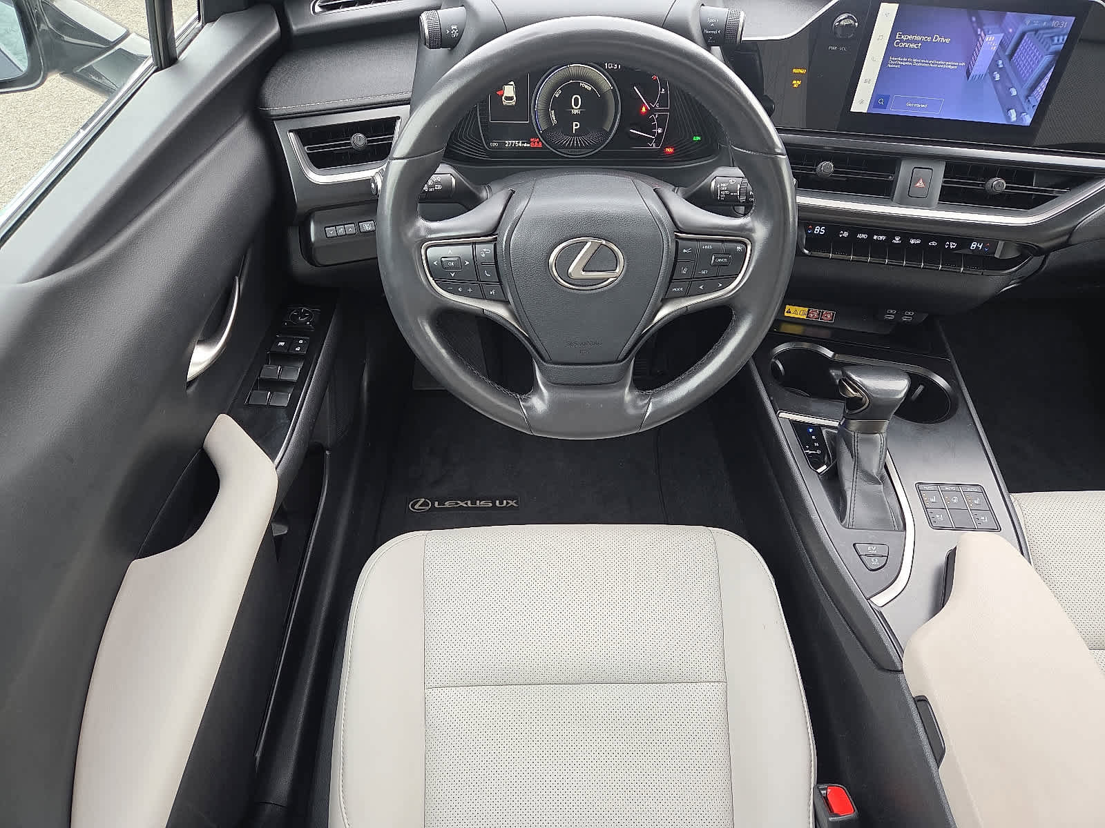 Used 2024 Lexus UX 250h F Sport image 13
