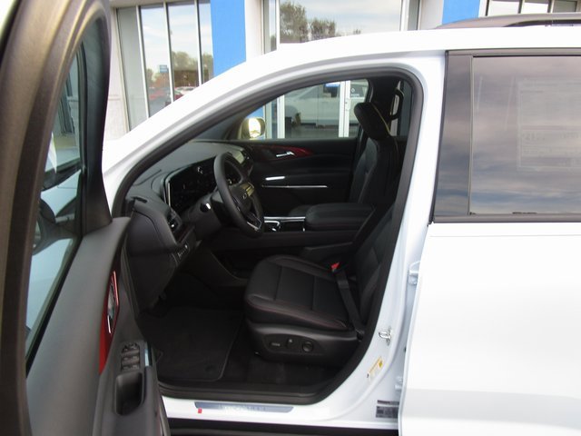 New 2026 Chevrolet Traverse Z71 w/ Driver Confidence Package image 17