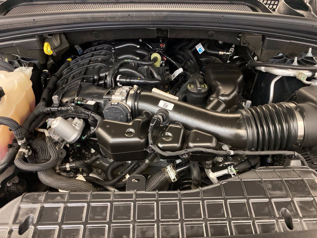 Certified 2024 Jeep Grand Cherokee Limited AWD/4WD image 28