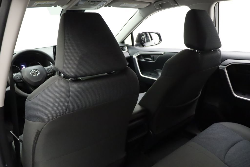 Certified 2019 Toyota RAV4 LE image 20