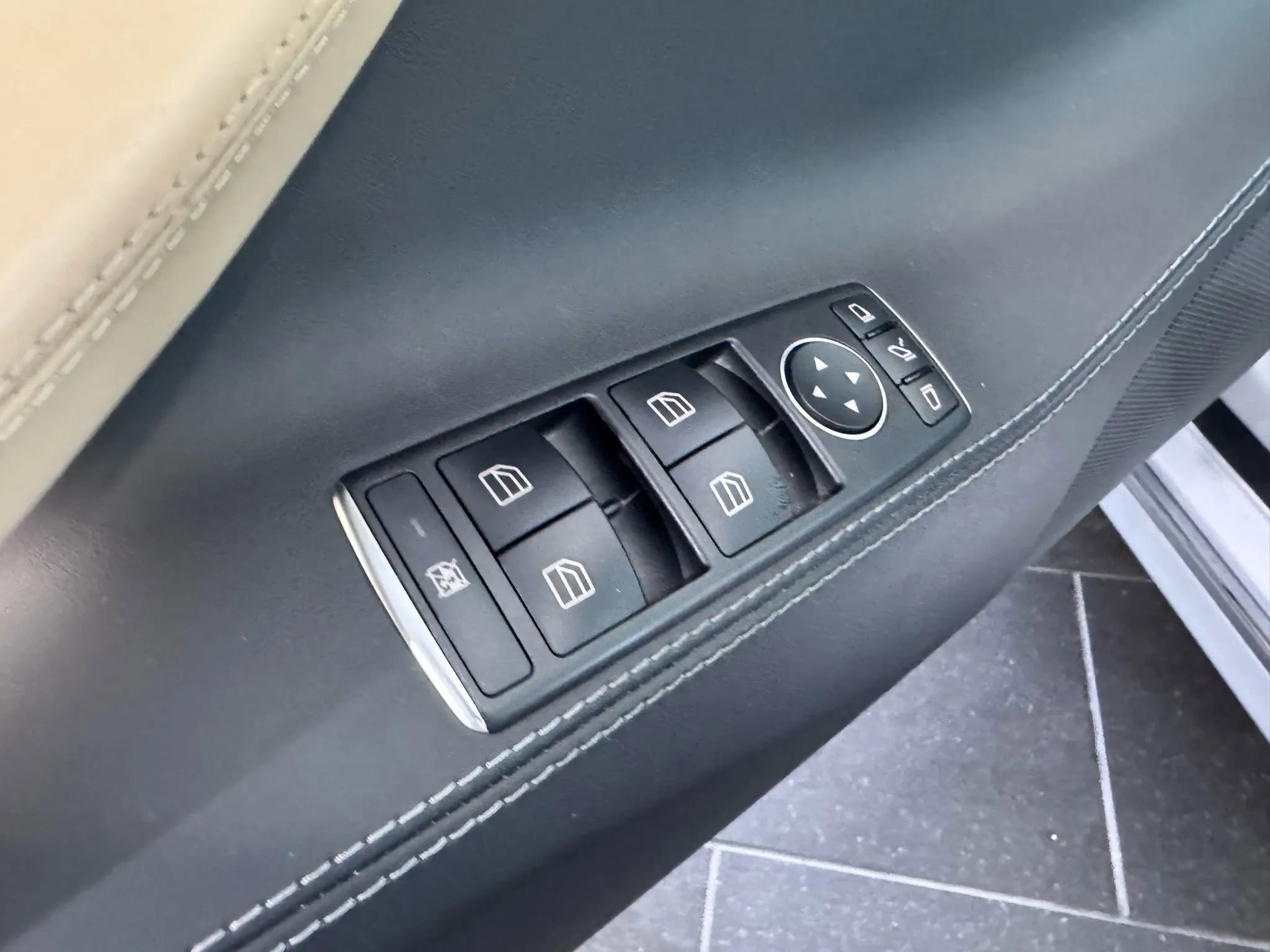 Used 2017 Tesla Model S 75D image 20