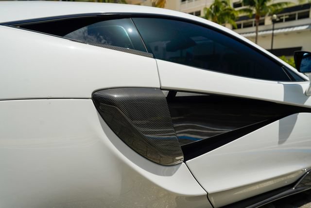 Used 2019 McLaren 600LT RWD image 54