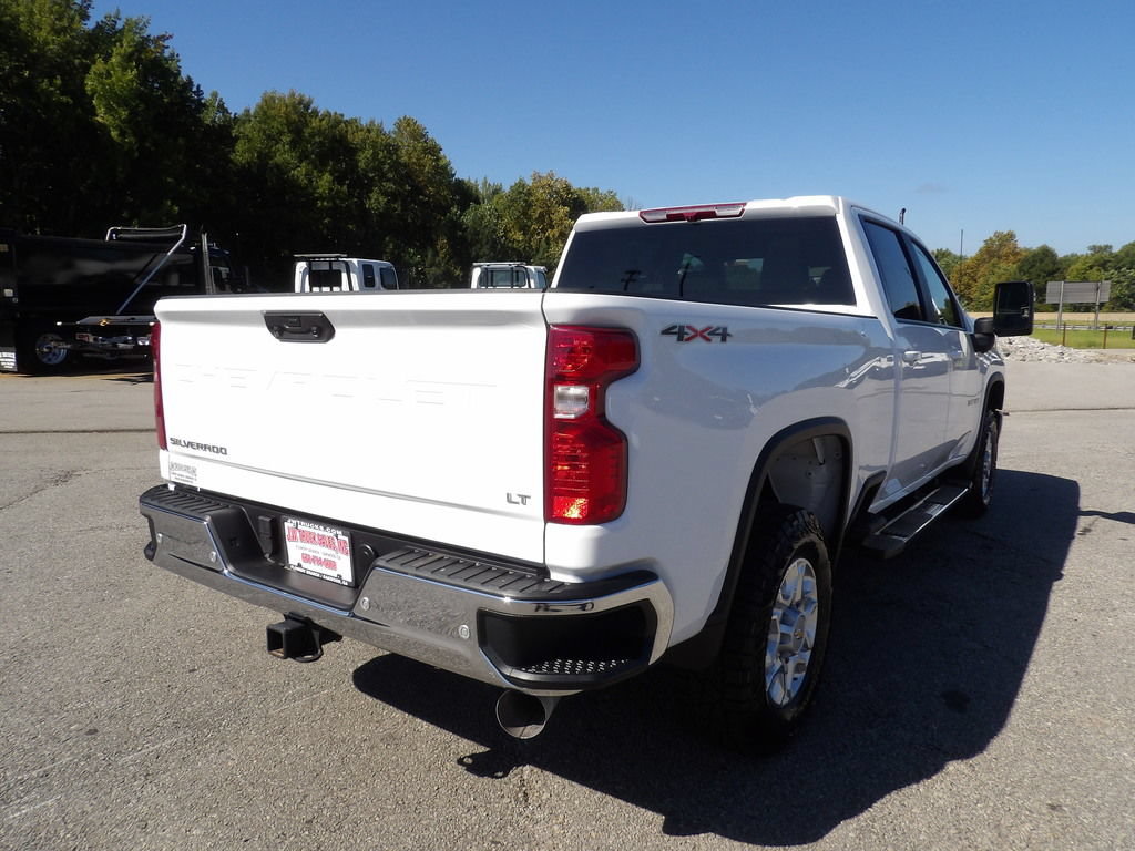Used 2025 Chevrolet Silverado 3500 LT w/ Safety Package AWD/4WD image 7