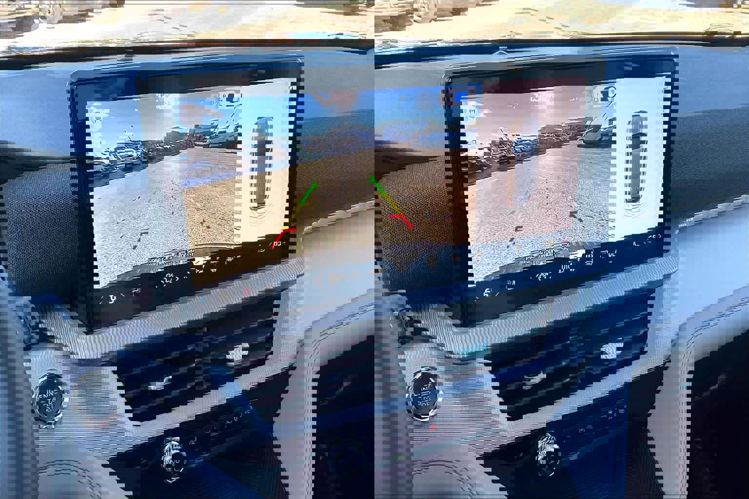 New 2026 Ford Explorer Active w/ Active Comfort Package image 17