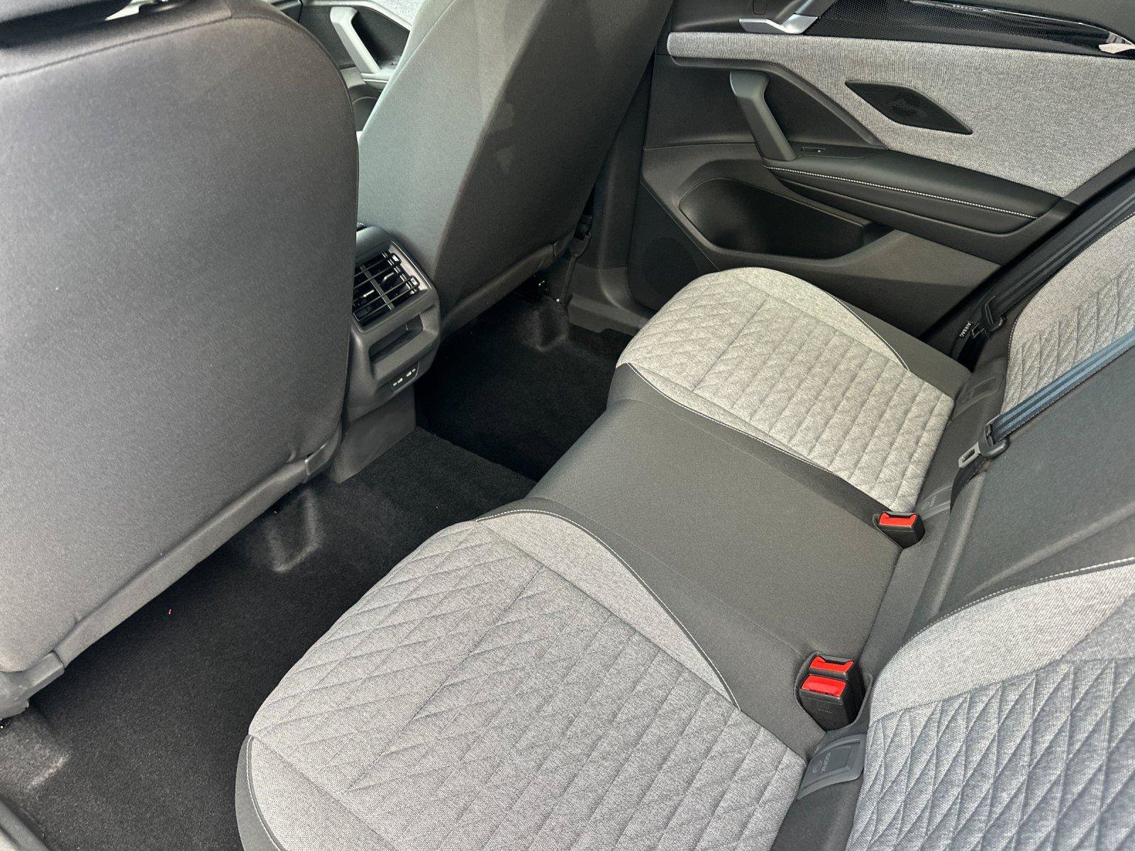 New 2026 Volkswagen Tiguan S AWD/4WD image 11