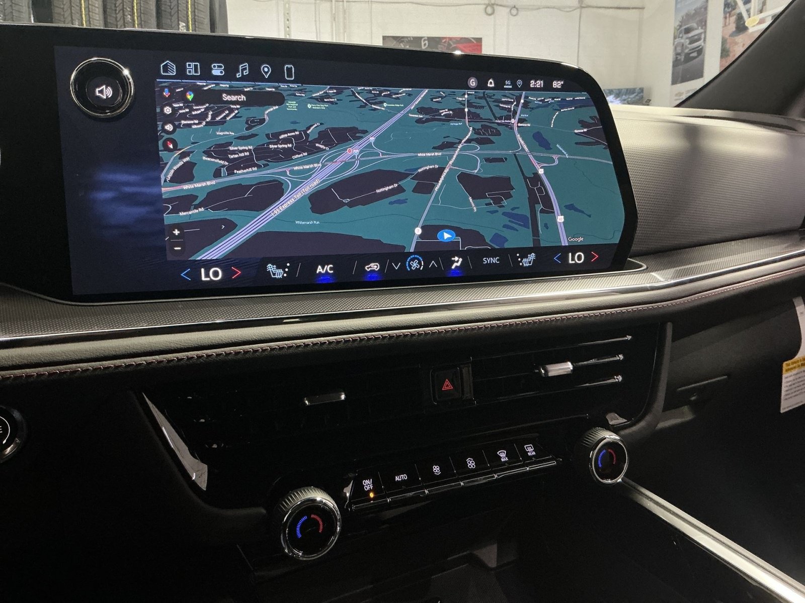 New 2026 Chevrolet Tahoe RST w/ RST Performance Edition AWD/4WD image 21
