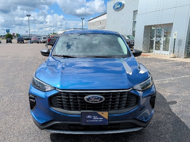 Certified 2023 Ford Escape Active AWD/4WD image 2