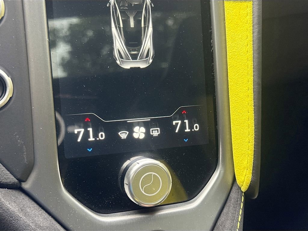 Used 2025 McLaren 750S Spider image 17