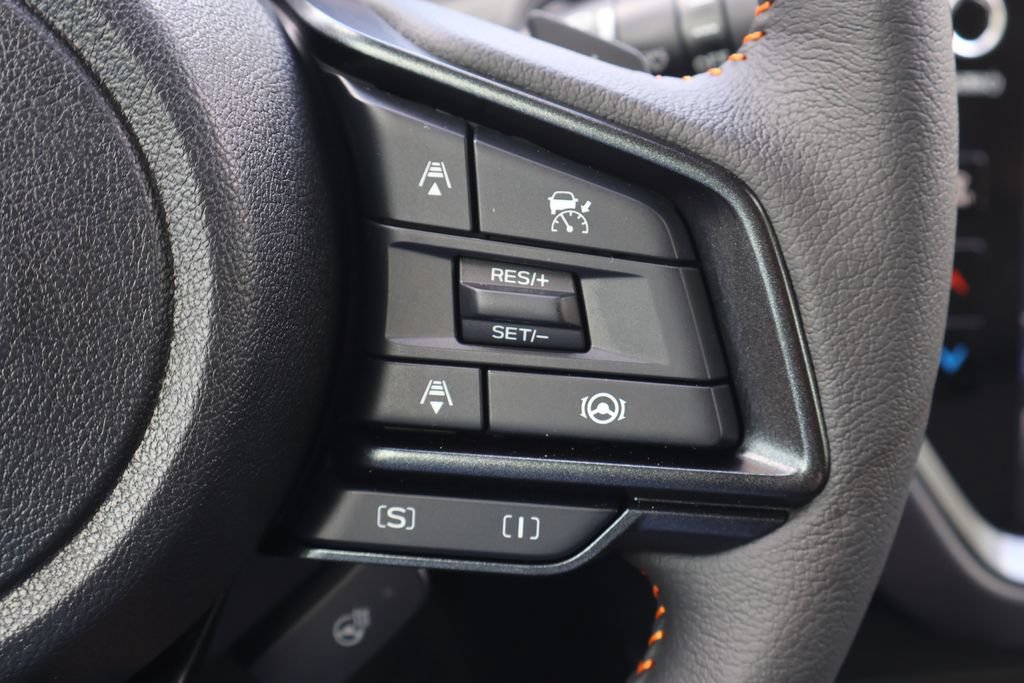 Used 2026 Subaru Crosstrek 2.5i Limited AWD/4WD image 24