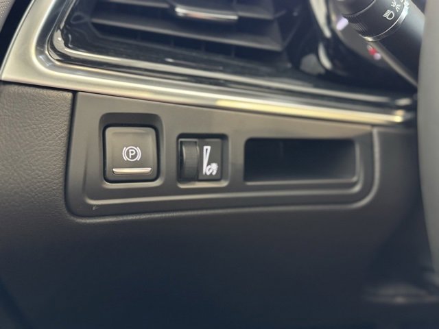 New 2025 Cadillac XT5 Premium Luxury image 35