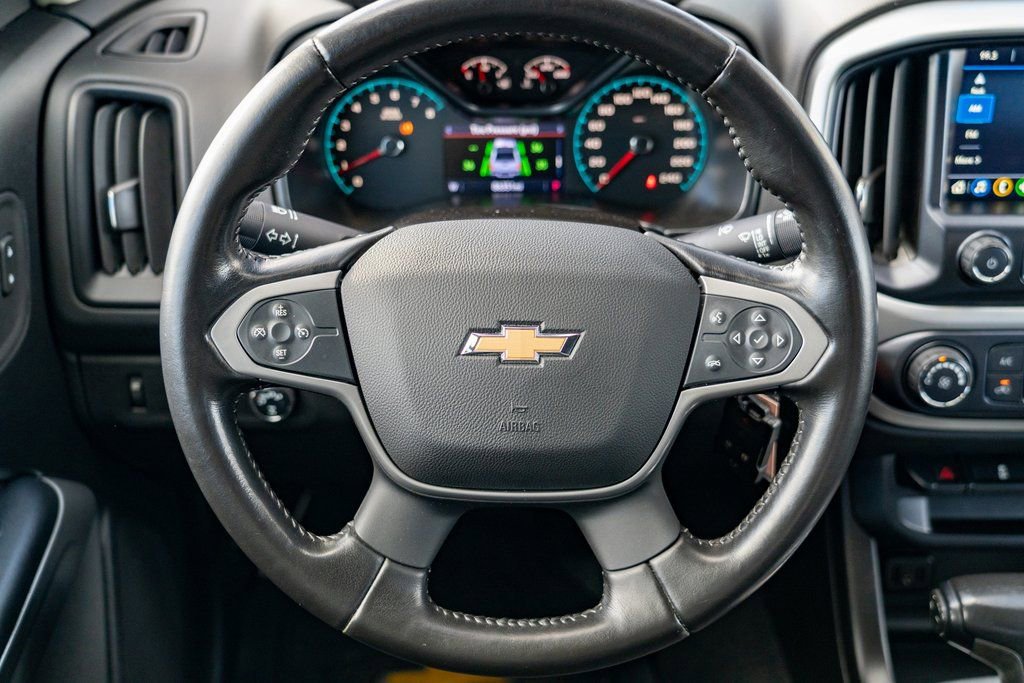 Used 2020 Chevrolet Colorado LT w/ LT Convenience Package image 15