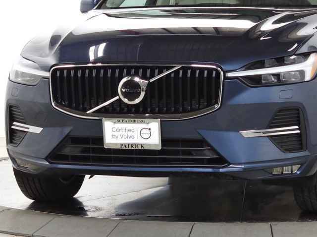 Certified 2023 Volvo XC60 B5 Core AWD/4WD image 3