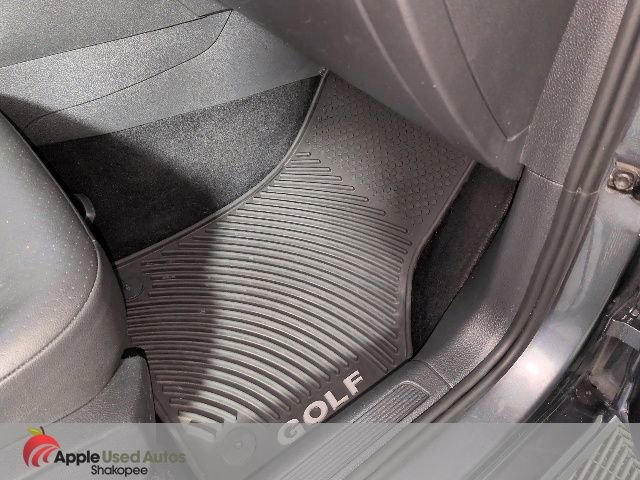 Used 2017 Volkswagen Golf SE FWD image 38