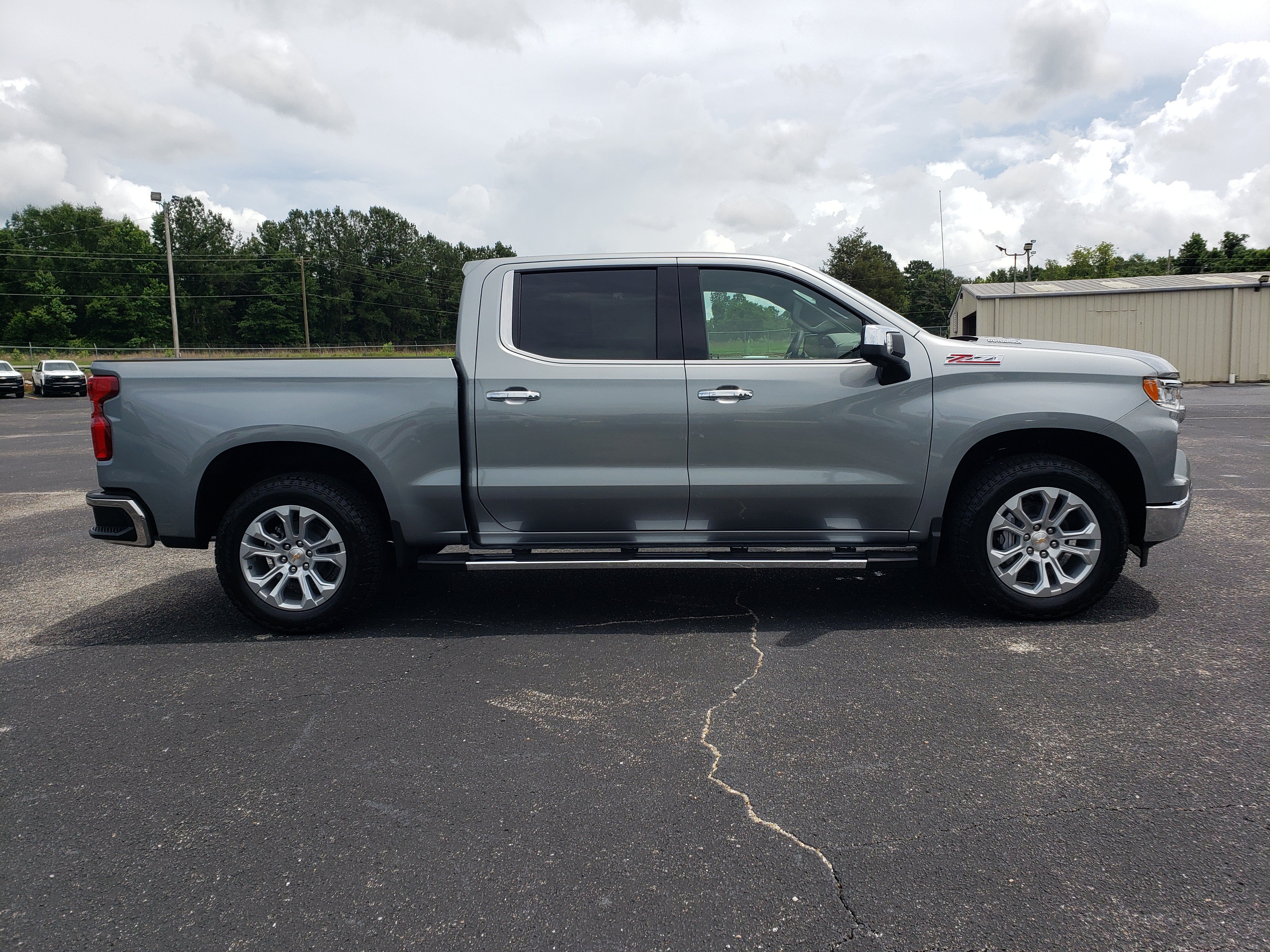 New 2026 Chevrolet Silverado 1500 LTZ AWD/4WD image 5