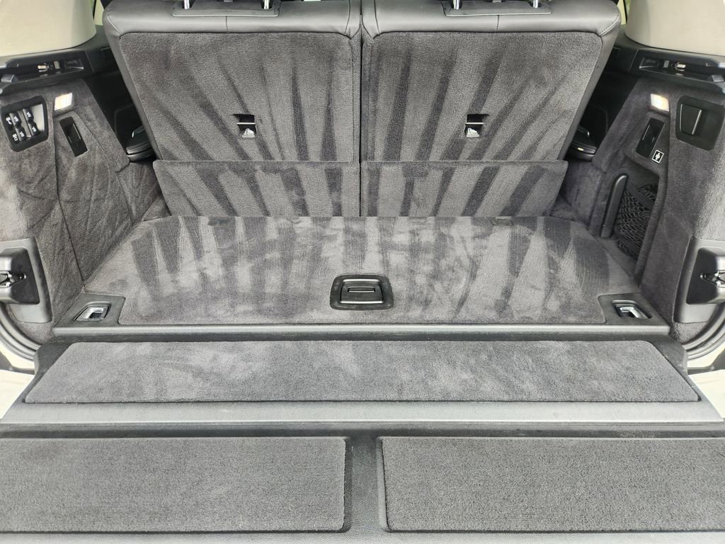 Used 2019 BMW X7 xDrive40i w/ Cold Weather Package image 36