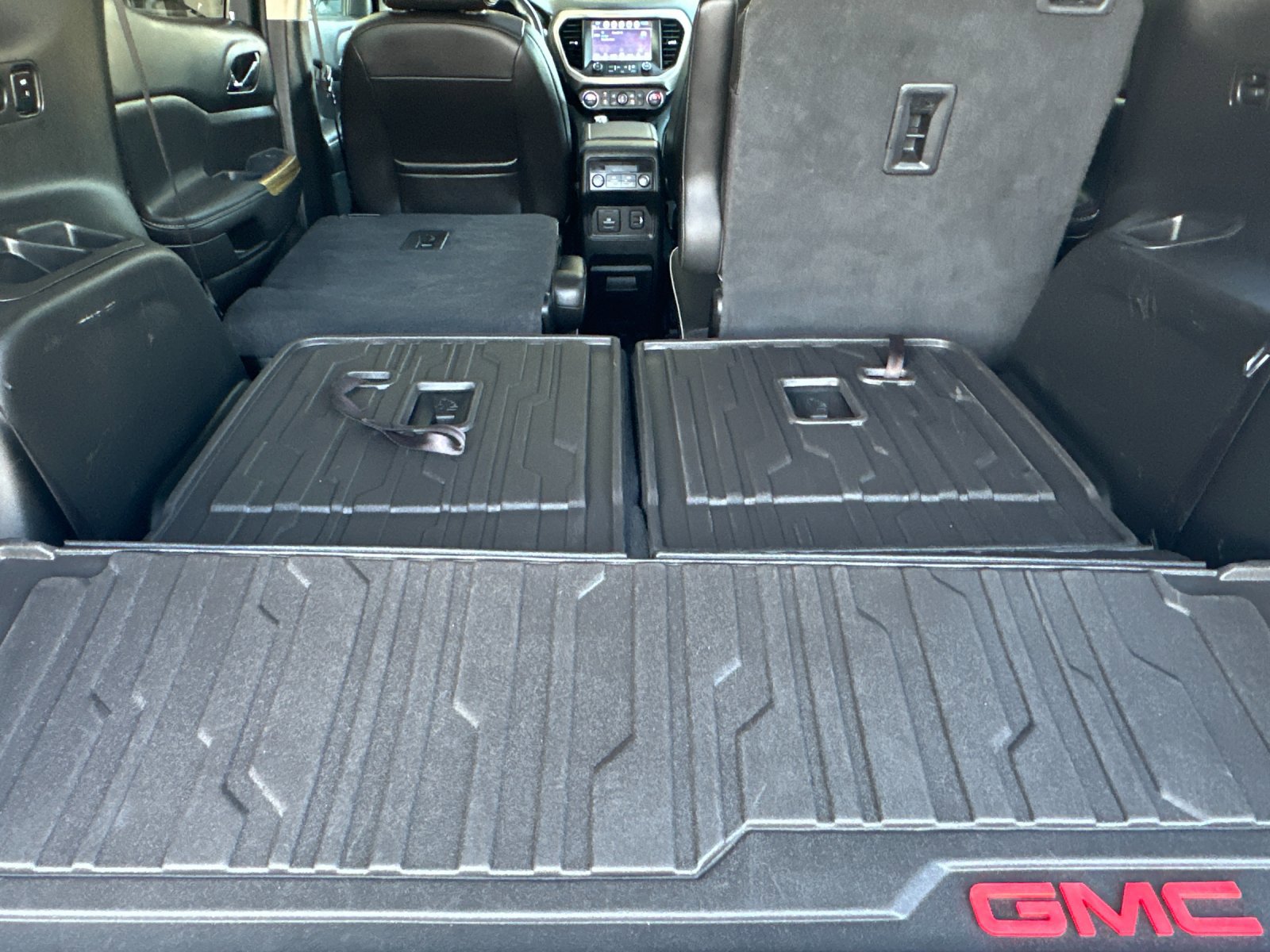 Used 2018 GMC Acadia Denali w/ LPO, Protection Package image 16