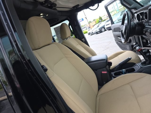 Used 2021 Jeep Gladiator Sport AWD/4WD image 38