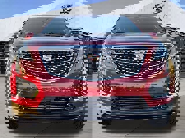 New 2025 Cadillac XT5 Luxury FWD image 4