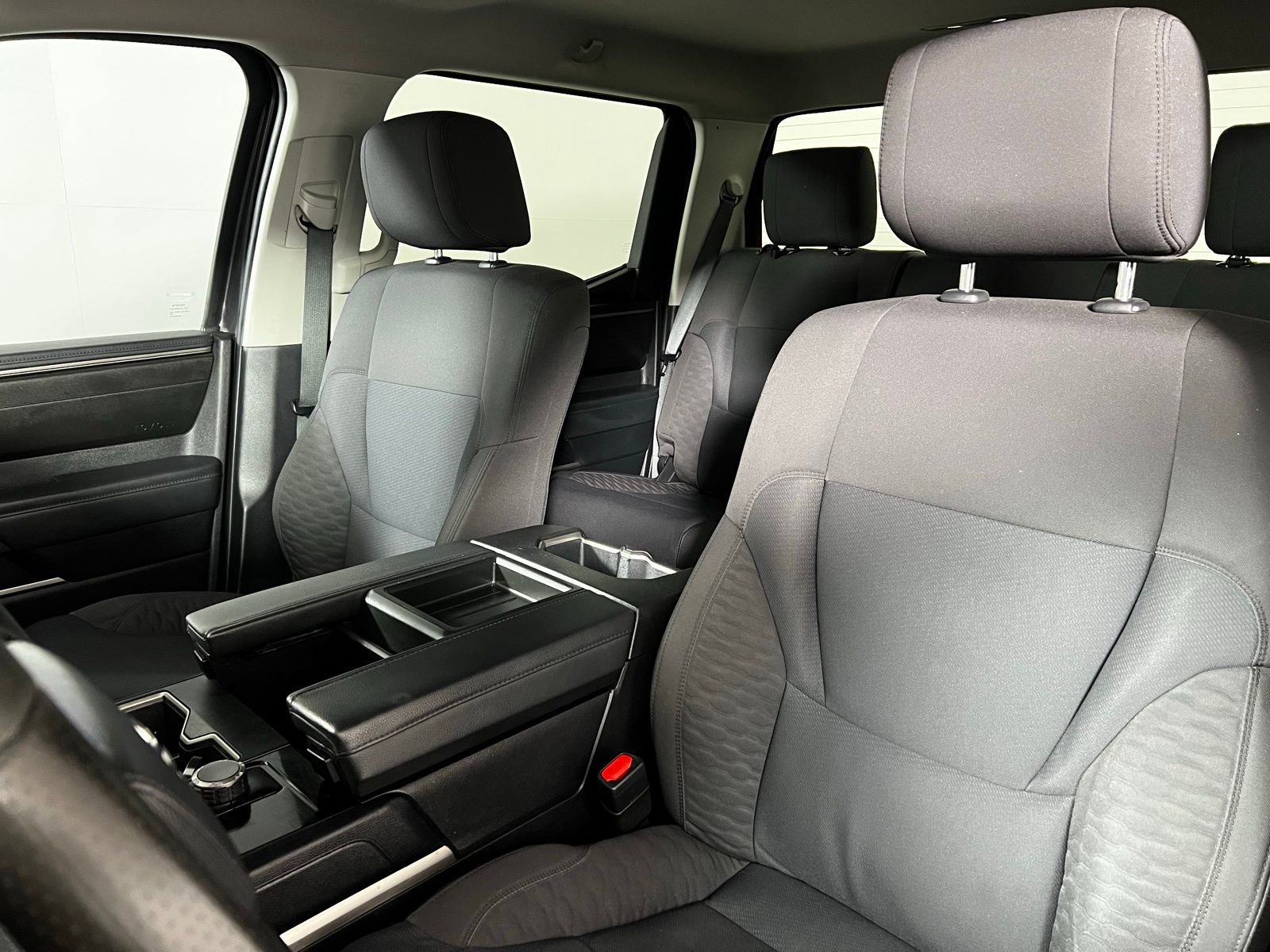 Used 2022 Toyota Tundra SR5 RWD image 12