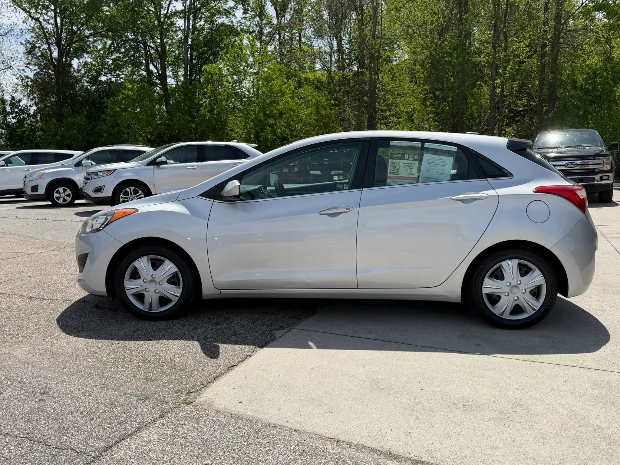 Used 2017 Hyundai Elantra GT image 10