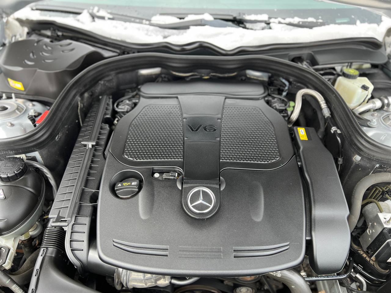 Used 2013 Mercedes-Benz E 350 E350 4MATIC Sedan image 42