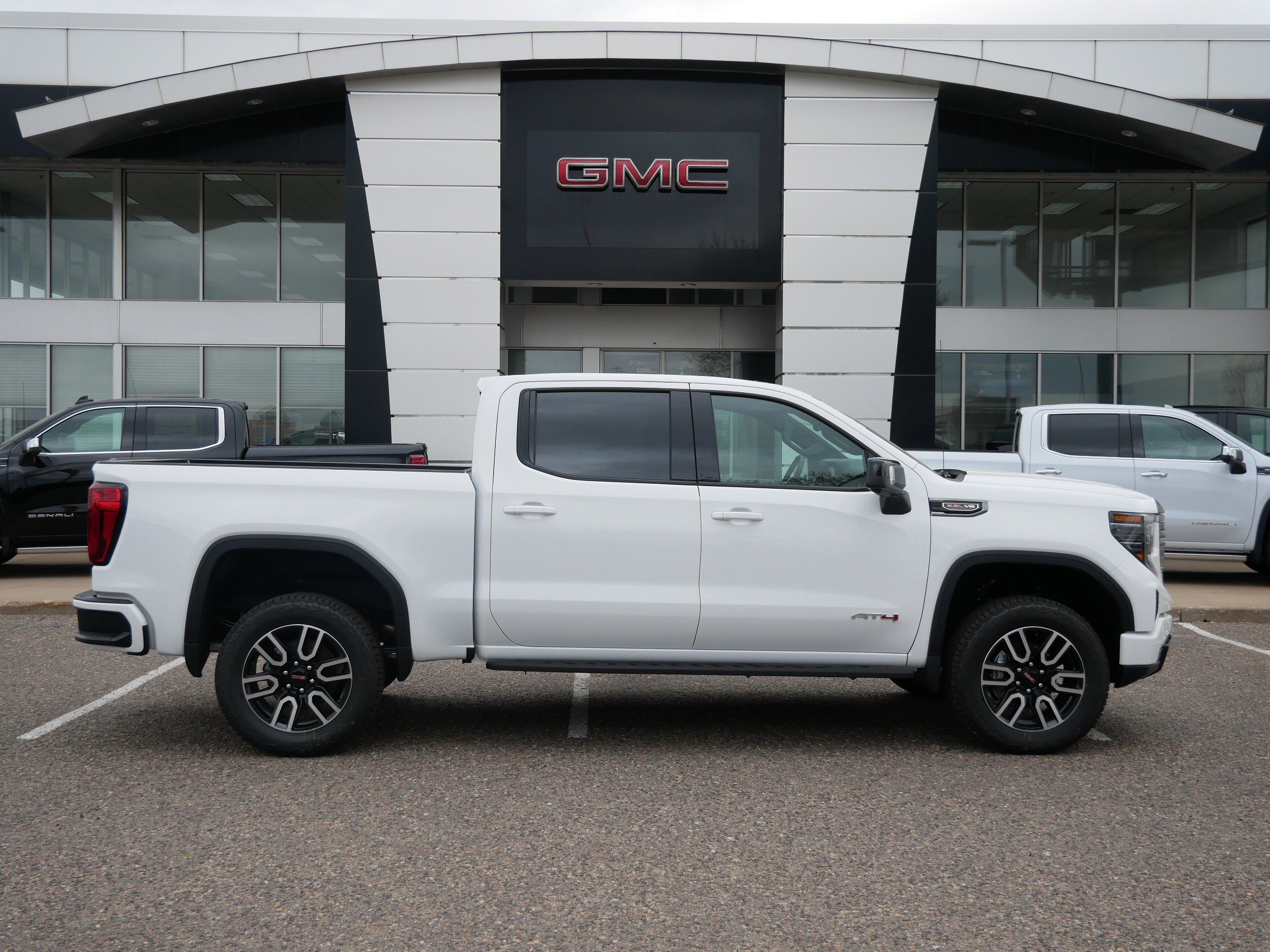 New 2026 GMC Sierra 1500 AT4 AWD/4WD image 2