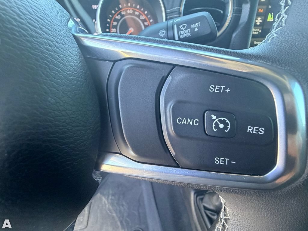 Used 2023 Jeep Gladiator Overland w/ LED Lighting Group AWD/4WD image 21